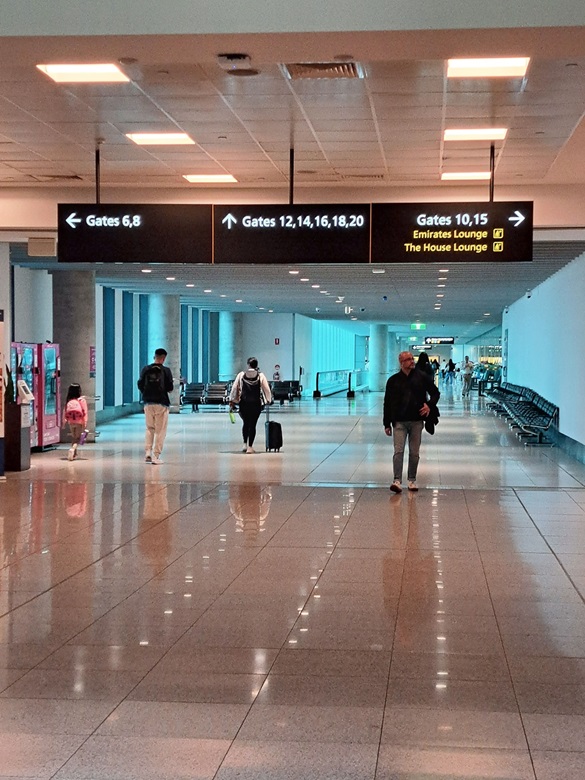 Melbourne Airport terminal - travel blog