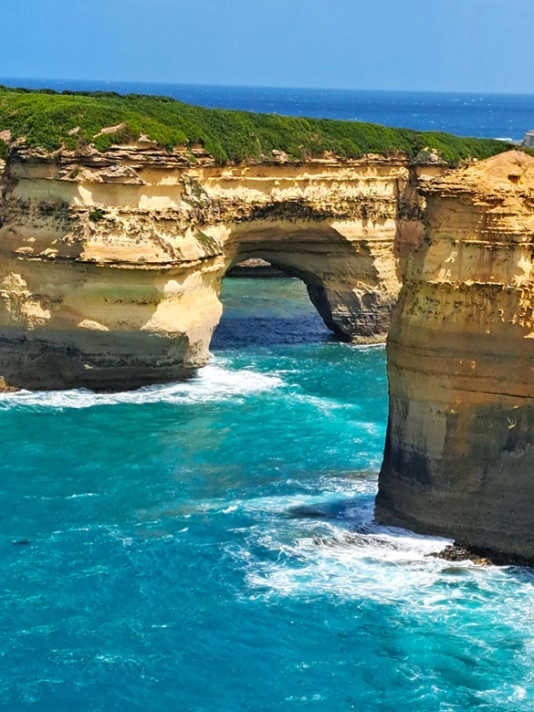 12 Apostles