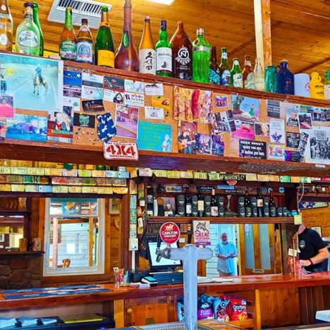 Hanging Rock sans picnic