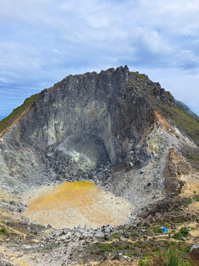 Berastagi & the strato sisters